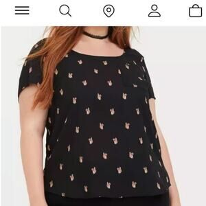 Torrid  Black Top With Squirrel Pattern. Size 5